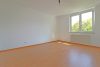Verkauft: Bogenhausen - Am Zamilapark: 2-Zimmer Wohnung mit Balkon und Blick ins Grüne - mit viel Platz